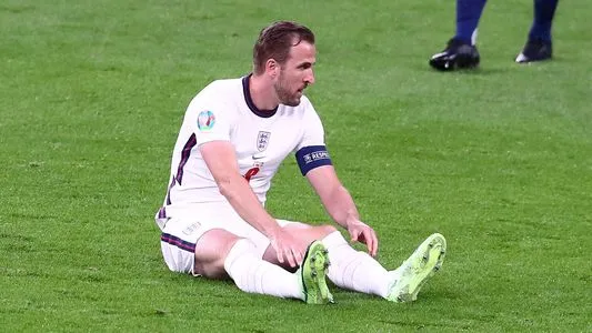 Harry Kane of England shows a look of frustration