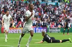 Gary Lineker Praises Raheem Sterling for England Heroics