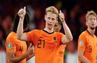 Man Utd Reach Agreement With Barcelona on De Jong Deal - Reports