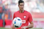 Robert Lewandowski Signs with FC Barcelona