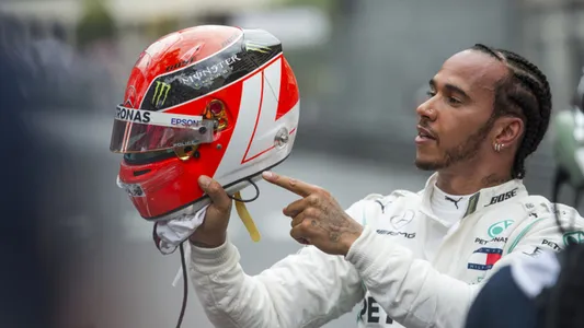 Lewis Hamilton to Start at the Back of the Italian Grand Prix due to Grid Penalty, Still Focused on Championship