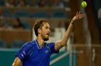 Molcan Injury Gives Medvedev Walkover, Reaches 4R in Miami