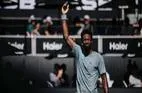 Monfils Fights Back from the Brink of Defeat to Face Struff at ASB Classic R2
