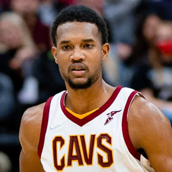 Evan  Mobley