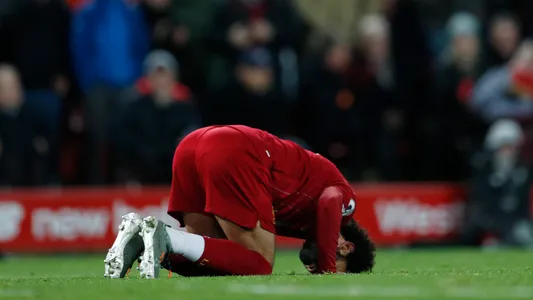 Mohamed Salah In Action For Liverpool Against Tottenham Hotspur