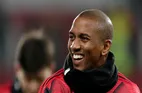 Ashley Young Sends Message To Manchester United On Twitter