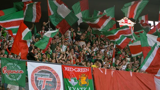 Russia ready to buck the trend on fans