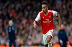 Charlie Nicholas Thinks Arsenal Should Sell Pierre-Emerick Aubameyang