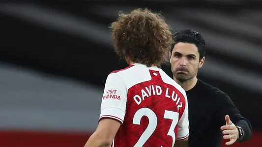 Mikel Arteta and David Luiz